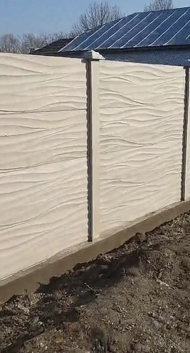 Prefabricam placi gard beton plus montaj