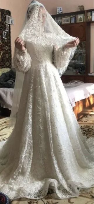 Свадебное платье
