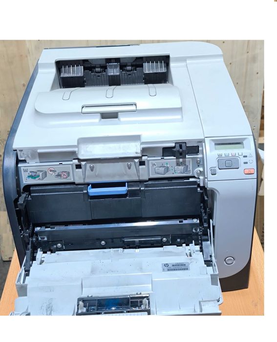 Принтер цветной лазерный А3 HP CP2025