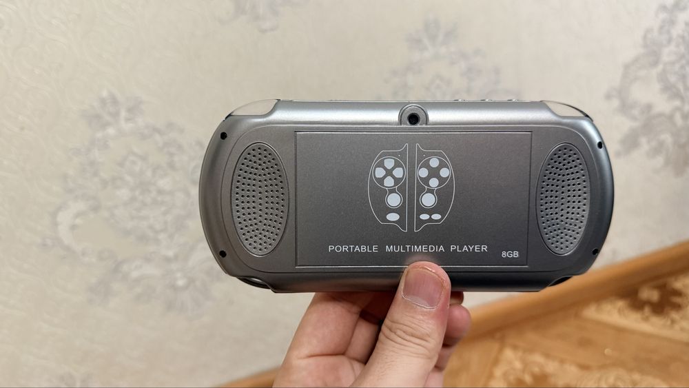 игровая консоль