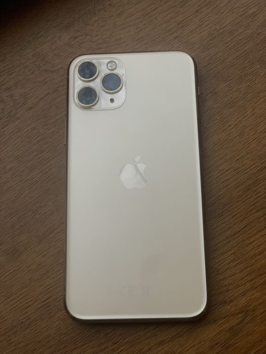 Продам Iphone 11 pro