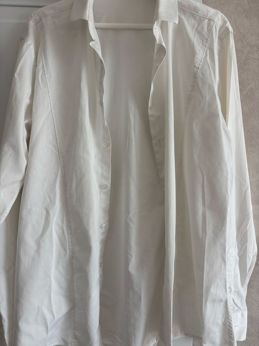 Рубашки белого цвета
