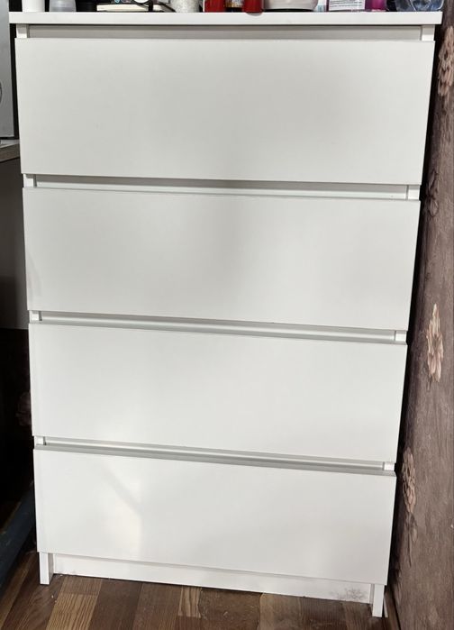 Продам белый комод