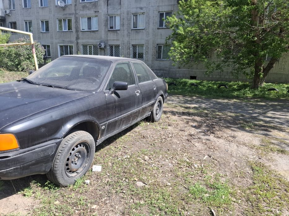 Продам Ауди б4 на ходу