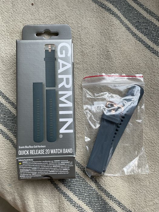 НОВА Оригинална Garmin каишка 20mm Quick Release – Granite Blue/Rose Gold
