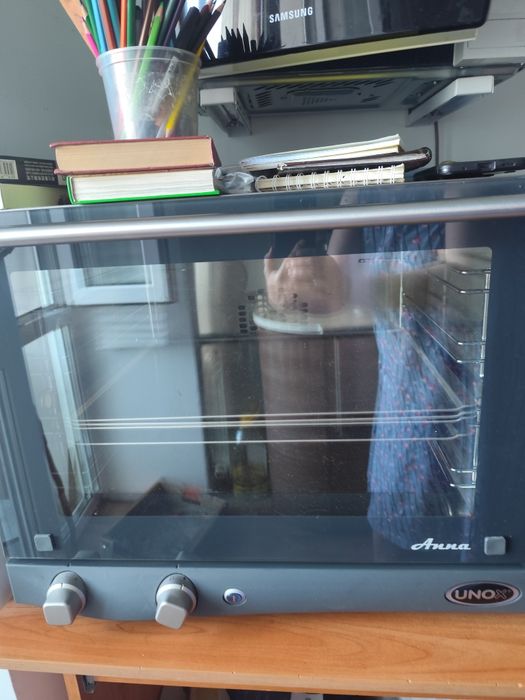 Настольная электропечь Anna UNOX