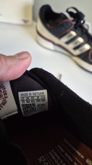 Adidas Originals Forum low Black & Gold