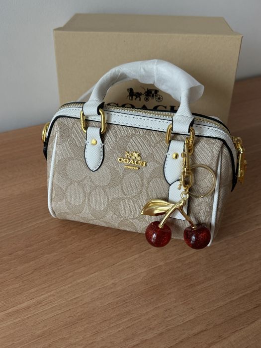 Сумки Coach, Fendi