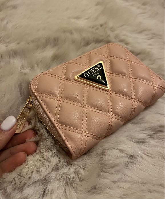 Луксозни дамски портмонета (с кутия)