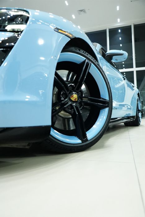 Porsche Taycan Turbo