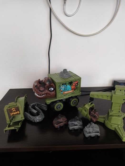 Set joaca dinosaur transformabil