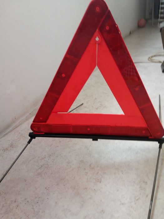 Голф4  Бенз. помпа 30лв Предна лява дръжка 30 Крик 20 Копчета за Opel