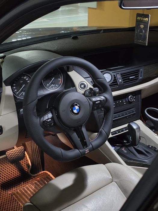 Volan NOU BMW M Tesit Seria E (E90,91,92,93) cu Padele si Airbag