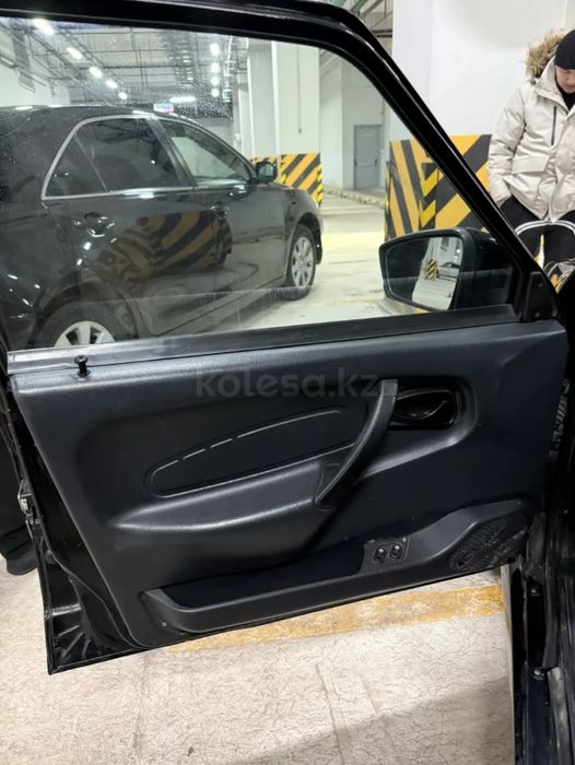 Автомобиль Ваз (Lada) 2114