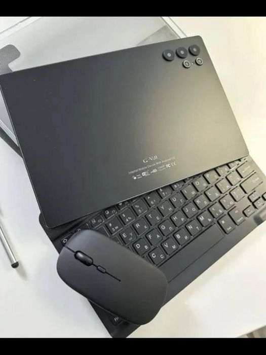 Планшет с клавиятурой