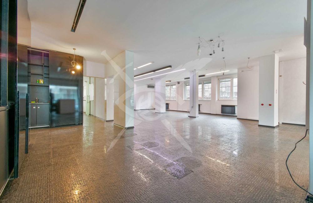 Дава се под наем Офис в София, Иван Вазов - 270 кв.м за 697232.73 € - Снимка #5