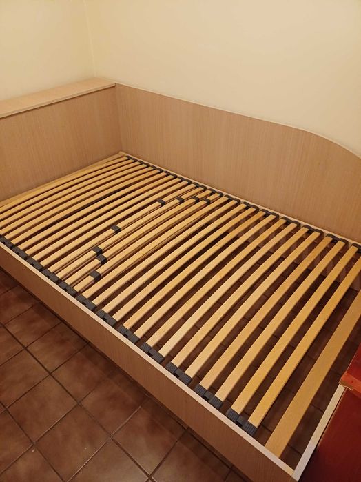 Спалня, ракла, рамка, матрак