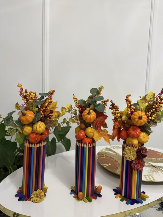 Buchet aranjament din creioane