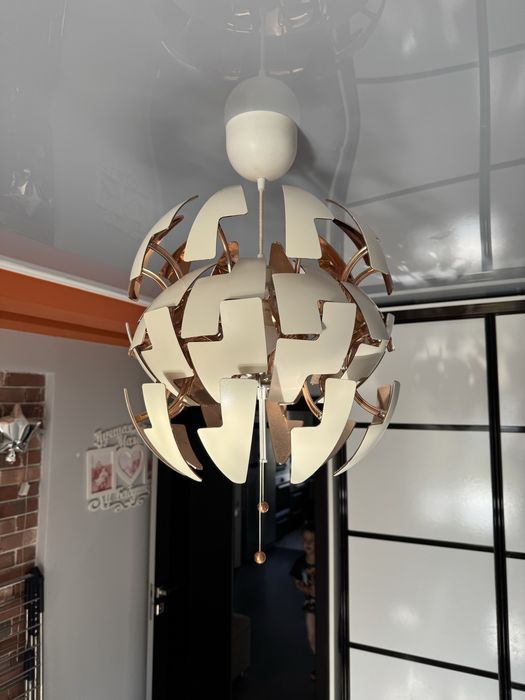 Продам люстрю IKEA