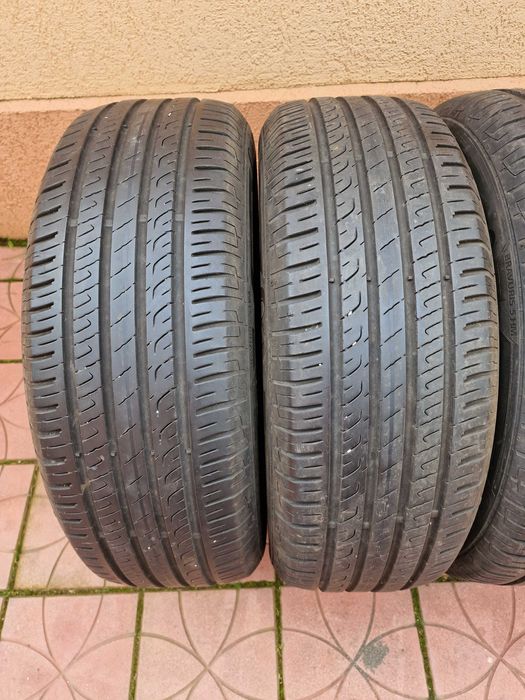 Anvelope 225/65/17 vara BARUM BRAVURIS - 6.05mm