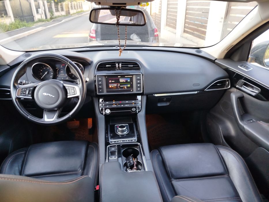 Jaguar F Pace 2018