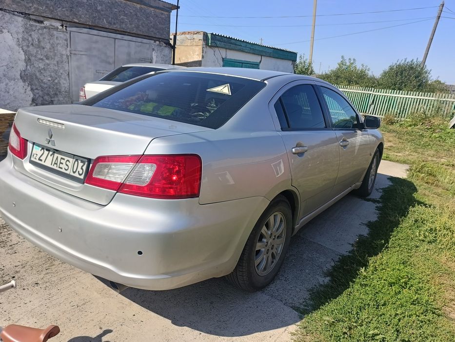 Митсубиси Галант