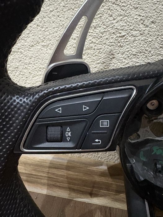 Волан за Audi a4,a5,b8