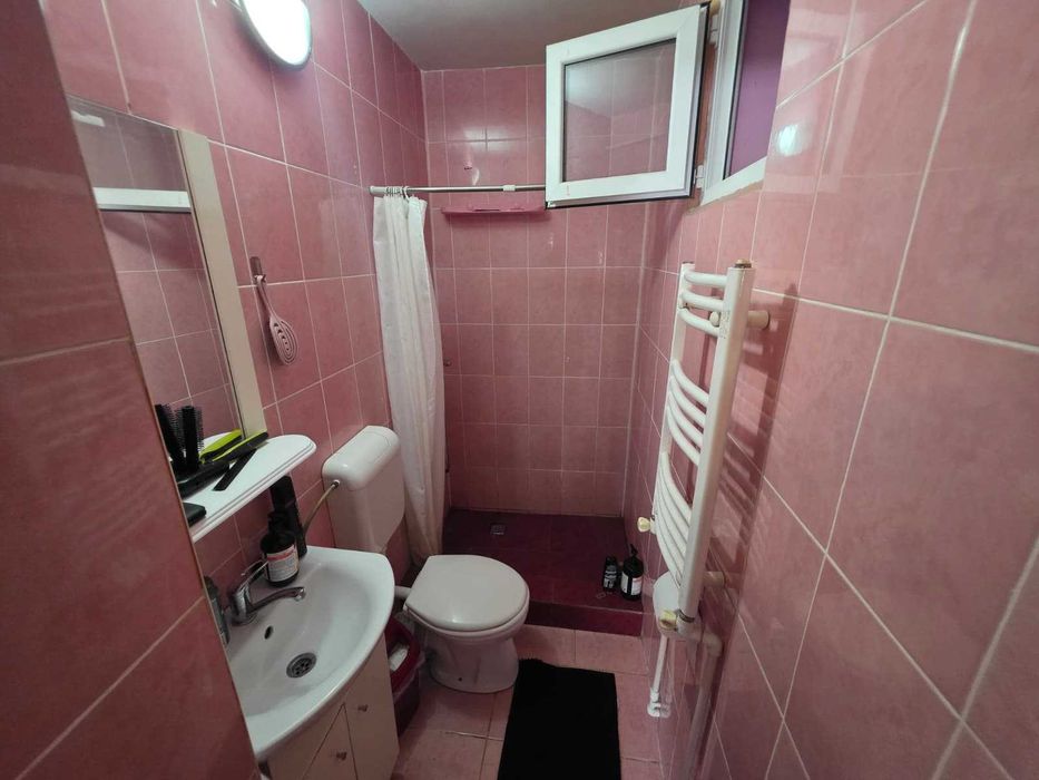 Proprietar - Apartament cu 2 camere *la casa* Nicolina