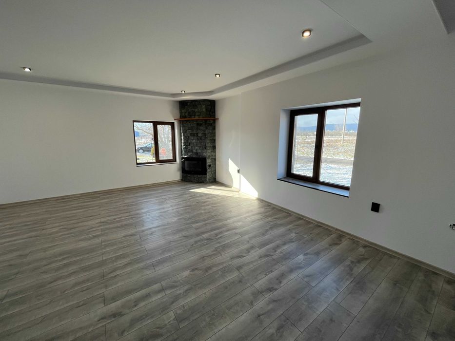 Прекрасна къща за продажба в село Овощник – готова за обзавеждане