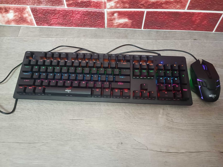 Клавиатура механическая с мышкой Aigo WQ9528 новый
