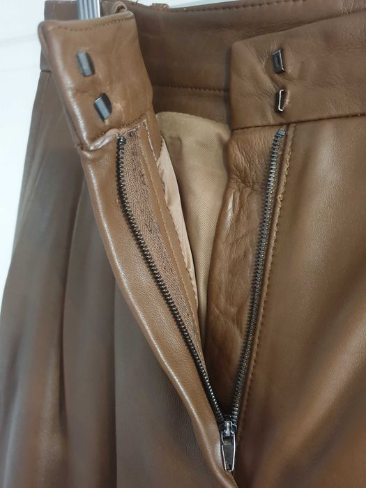 Кожен панталон Massimo Dutti