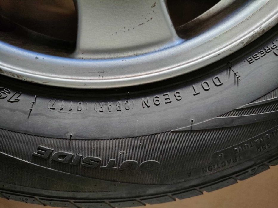 Автомобилни гуми