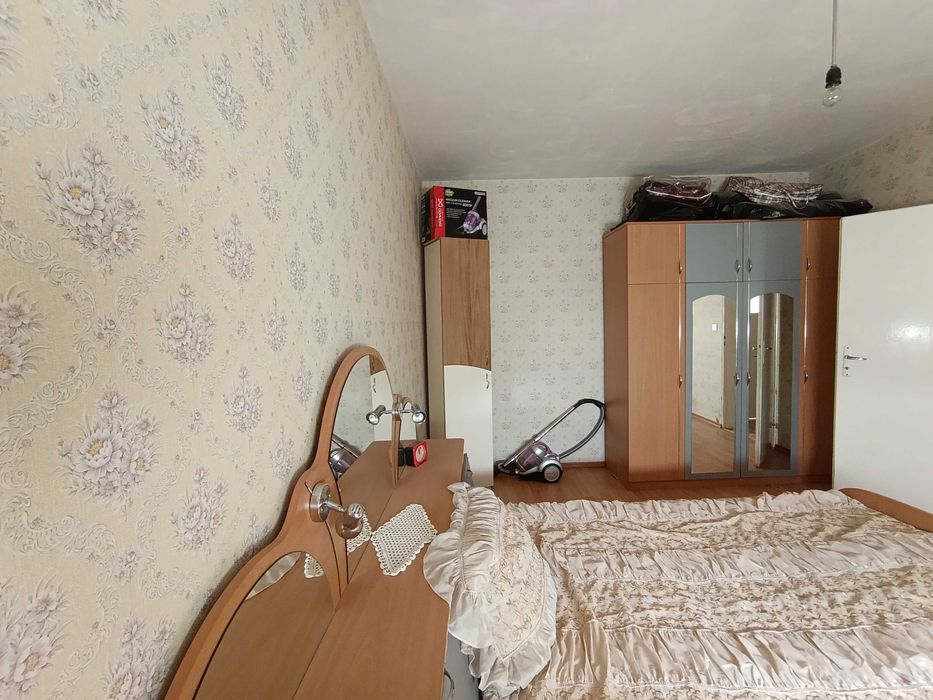 двустаен апартамент под наем