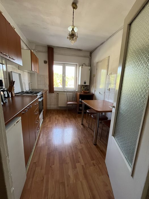 Apartament 3 camere 73 mp utili, etaj 1, 2 băi – Zona Dincă, Vulcan