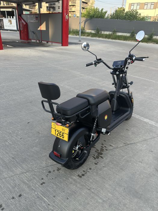 Scuter electric fără carnet, înmatriculat