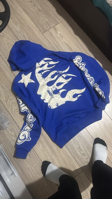 продам кофты срочно