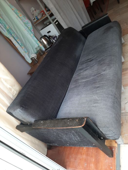 Диван и два кресла