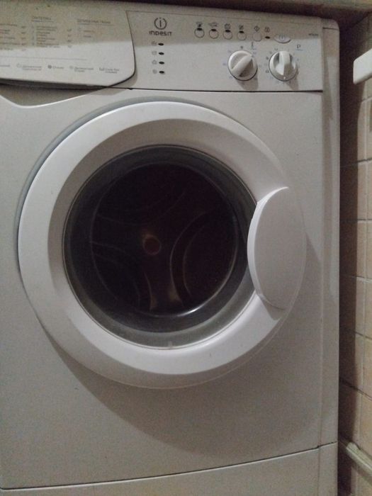 Стиральная машина Indesit