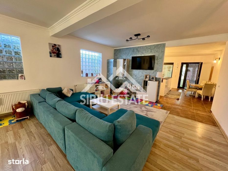 Casa moderna, spațioasa, curte generoasa pe un nivel în Sura Mare