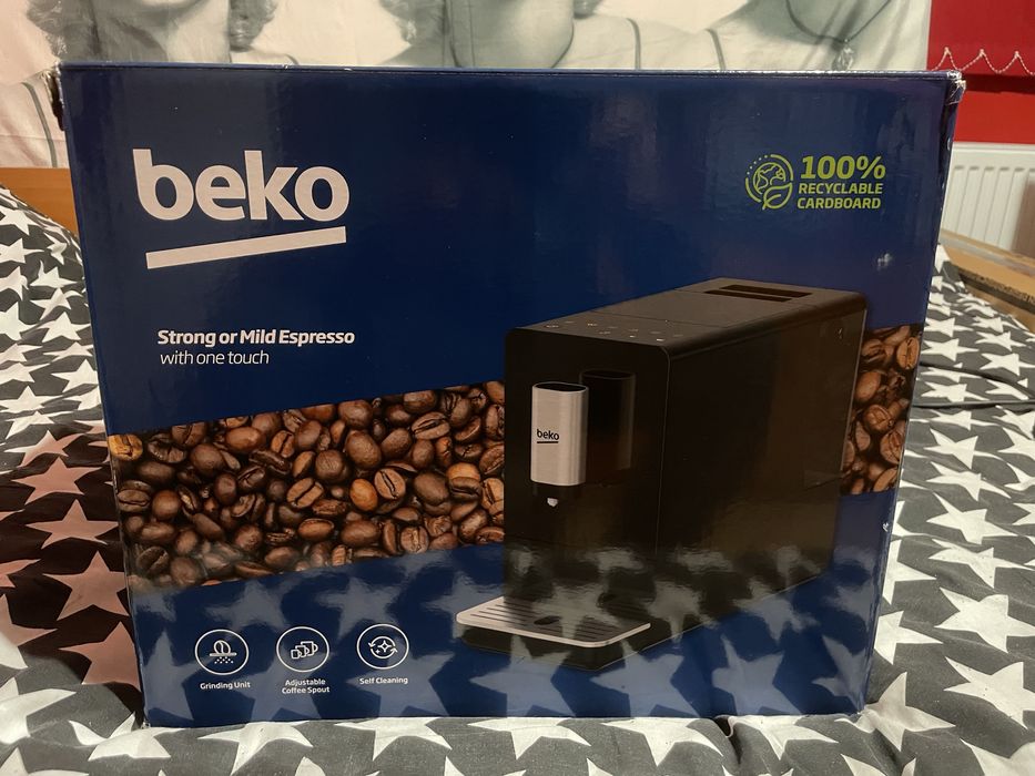Кафеавтомат Beko (CEG3190B) Черен 600W