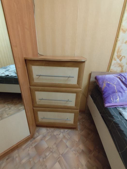 Продам шкаф угловой