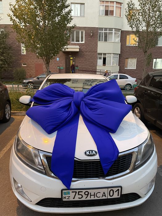 Сдам бант на машину