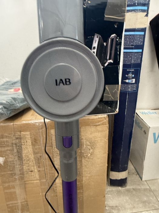 Прахосмукачка IAB на батерия