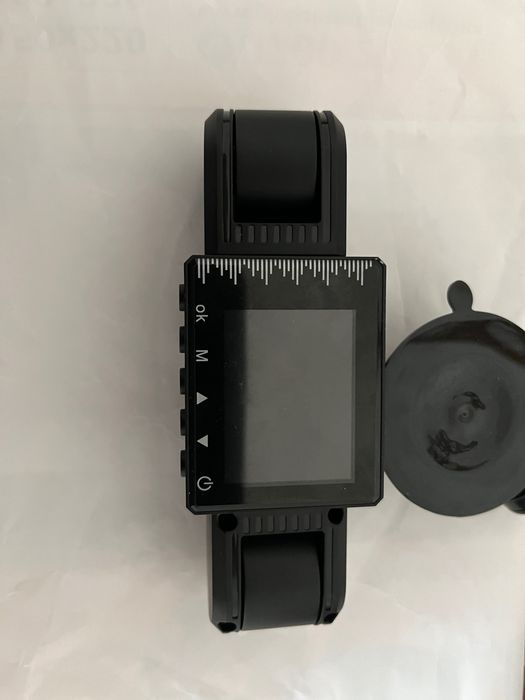 3-канална 2.5K+1080P+1080P камера за кола, с 2-инчов екран