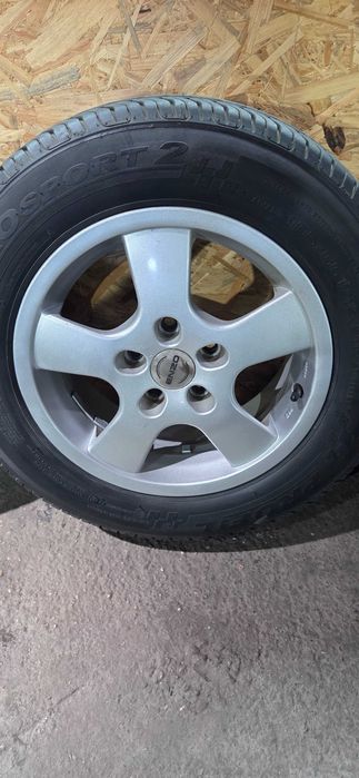 FORD  джанти със гуми 195/65/15 6J×15 ET40 5×108 цо 70>63,4 дот2317