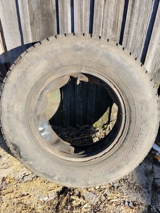 Продам резину на 16