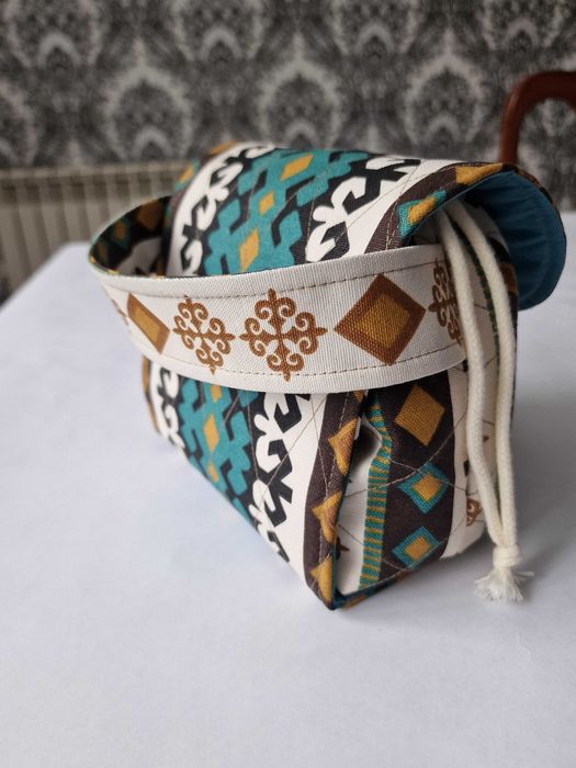 Продам косметичку ручной работы