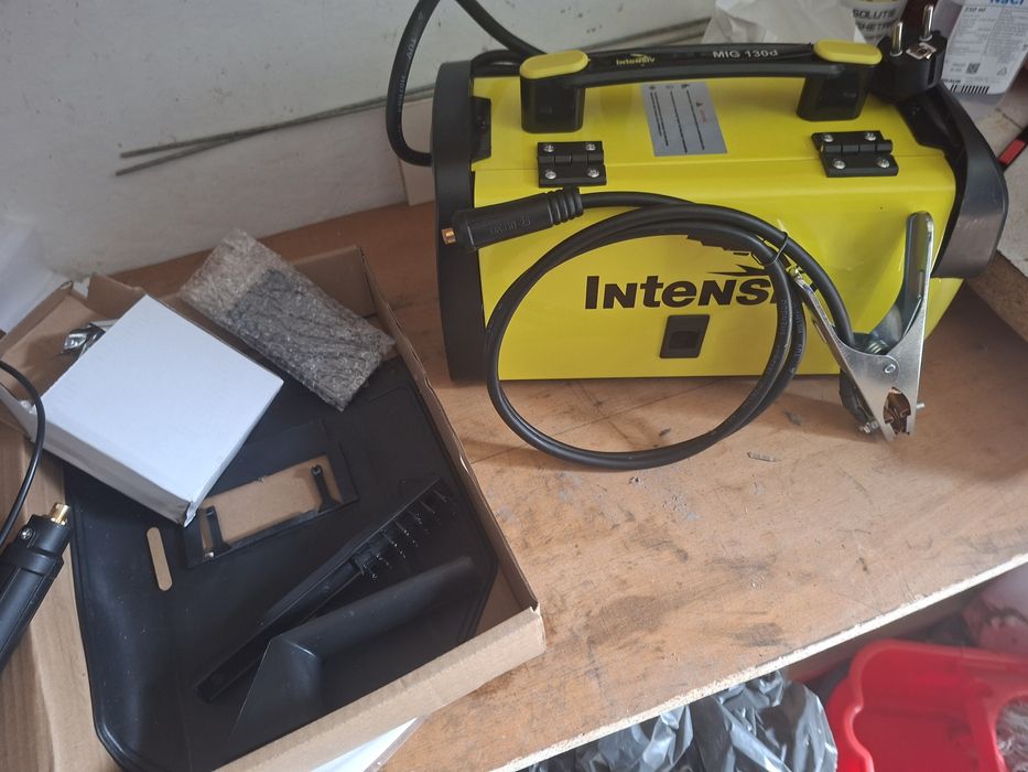 Invertor sudura Intensiv 130 d