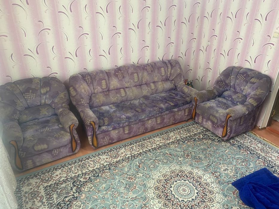 Диван с креслами