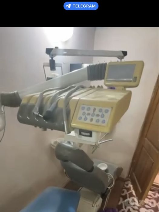 Stomotologik kreslo